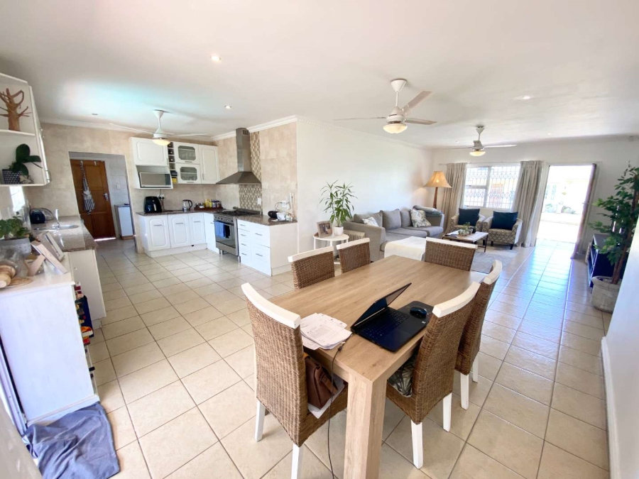 To Let 3 Bedroom Property for Rent in Somerset Park KwaZulu-Natal