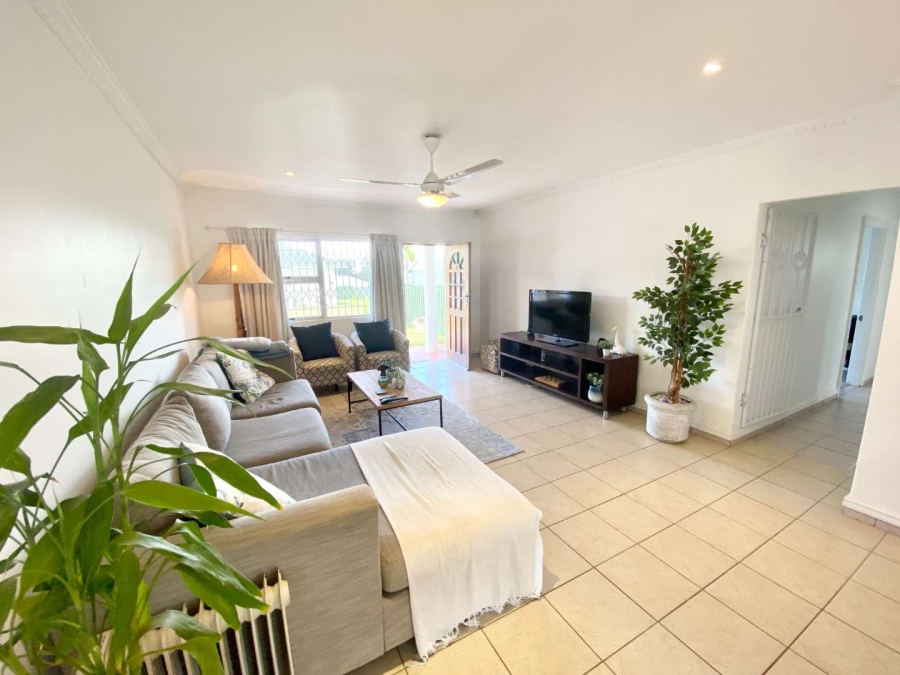 To Let 3 Bedroom Property for Rent in Somerset Park KwaZulu-Natal