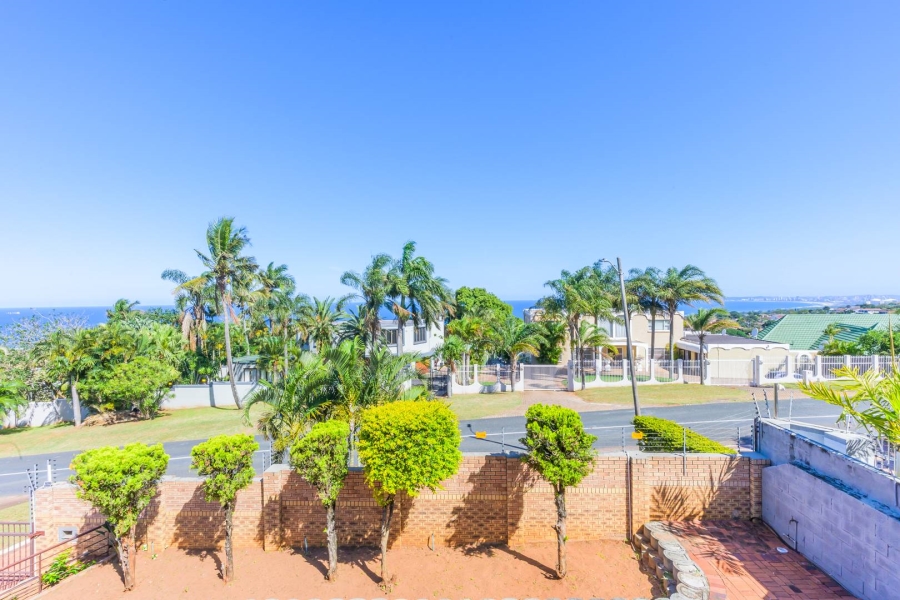 To Let 4 Bedroom Property for Rent in La Lucia KwaZulu-Natal