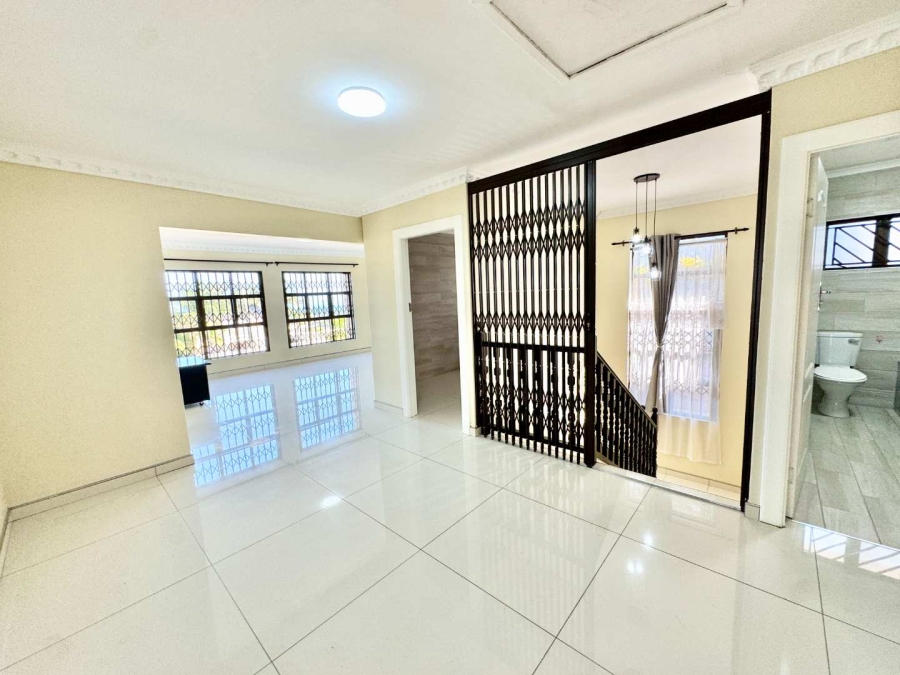To Let 4 Bedroom Property for Rent in La Lucia KwaZulu-Natal