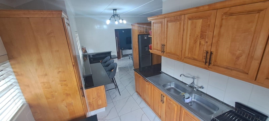 4 Bedroom Property for Sale in Meer En See KwaZulu-Natal