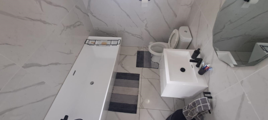 4 Bedroom Property for Sale in Meer En See KwaZulu-Natal