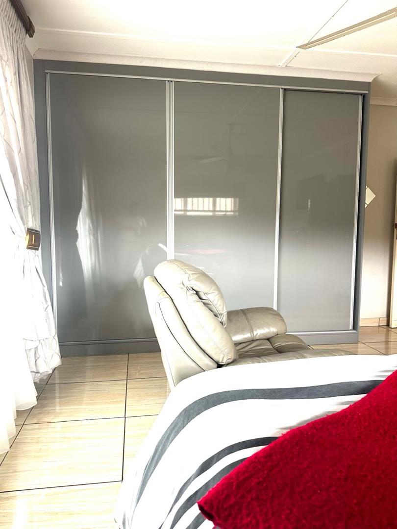 4 Bedroom Property for Sale in Richem KwaZulu-Natal