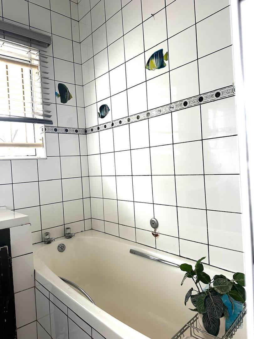 4 Bedroom Property for Sale in Richem KwaZulu-Natal