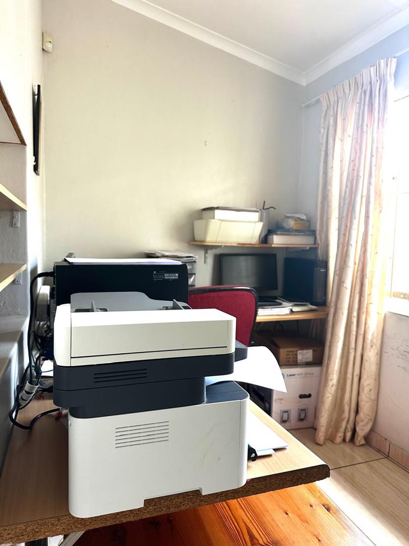 4 Bedroom Property for Sale in Richem KwaZulu-Natal