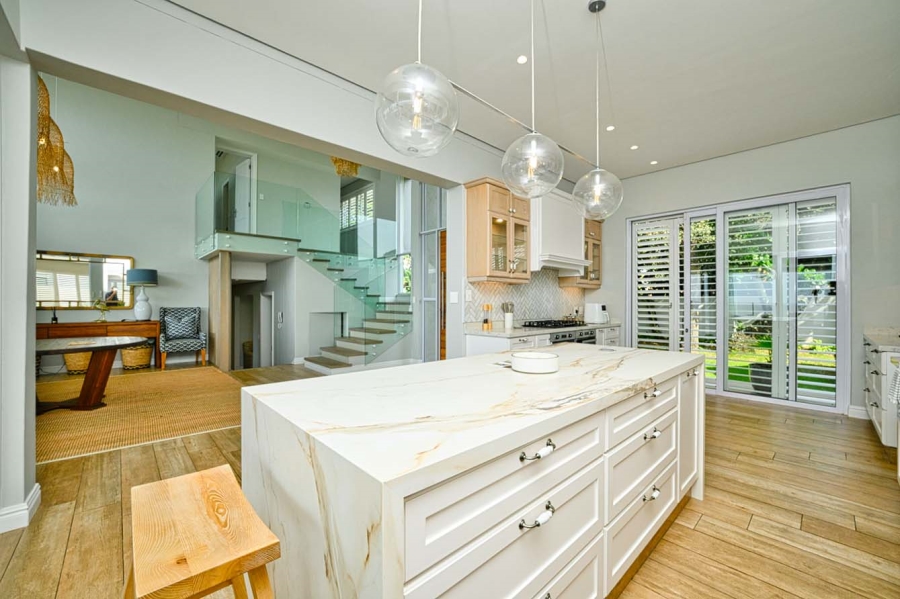 6 Bedroom Property for Sale in Umhlanga KwaZulu-Natal