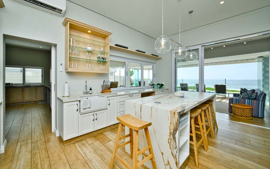 6 Bedroom Property for Sale in Umhlanga KwaZulu-Natal