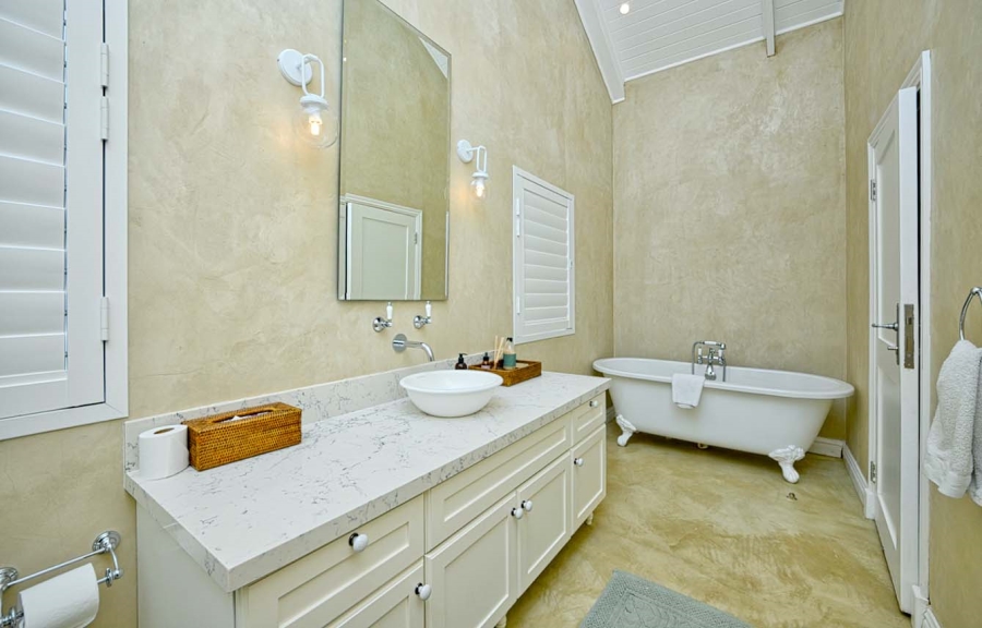 6 Bedroom Property for Sale in Umhlanga KwaZulu-Natal