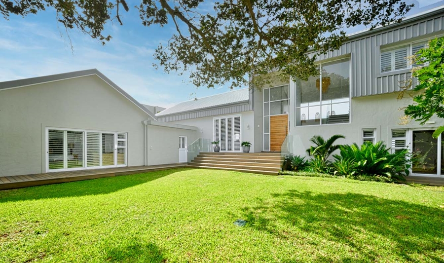 6 Bedroom Property for Sale in Umhlanga KwaZulu-Natal
