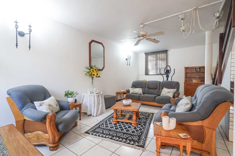 3 Bedroom Property for Sale in Woodhaven KwaZulu-Natal