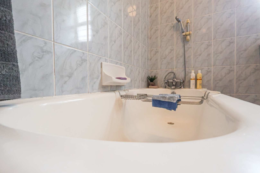 3 Bedroom Property for Sale in Woodhaven KwaZulu-Natal