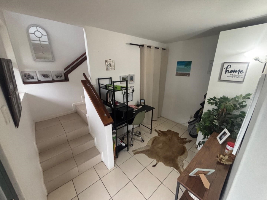 2 Bedroom Property for Sale in Hillcrest KwaZulu-Natal