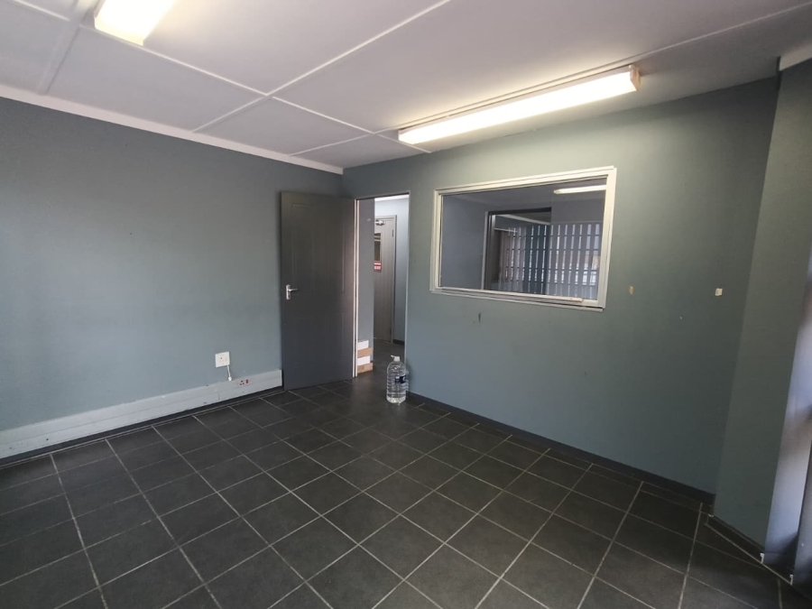 To Let commercial Property for Rent in Westmead KwaZulu-Natal