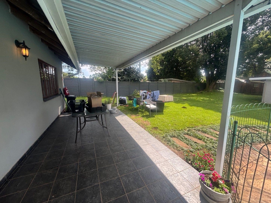 To Let 2 Bedroom Property for Rent in Winston Park KwaZulu-Natal