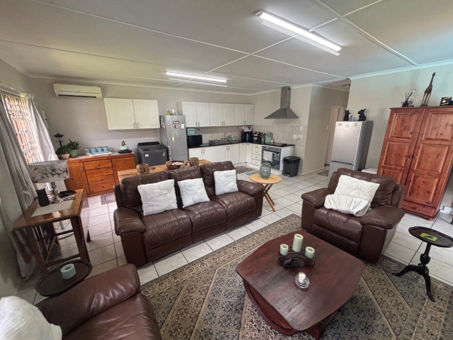 To Let 2 Bedroom Property for Rent in Winston Park KwaZulu-Natal