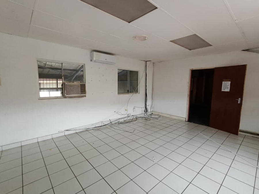 To Let commercial Property for Rent in Maxmead KwaZulu-Natal
