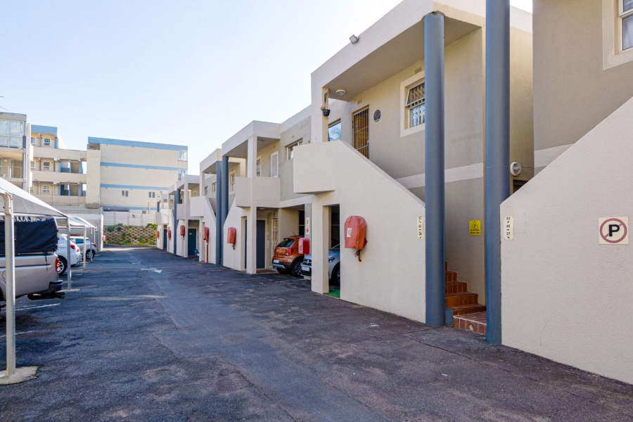 2 Bedroom Property for Sale in Amanzimtoti KwaZulu-Natal
