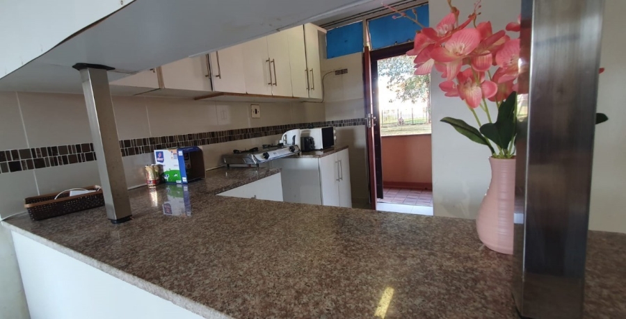 1 Bedroom Property for Sale in Empangeni Central KwaZulu-Natal