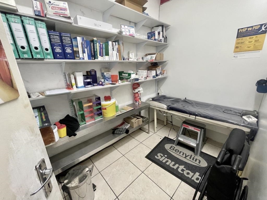 To Let Commercial Property for Rent in Red Hill KwaZulu-Natal