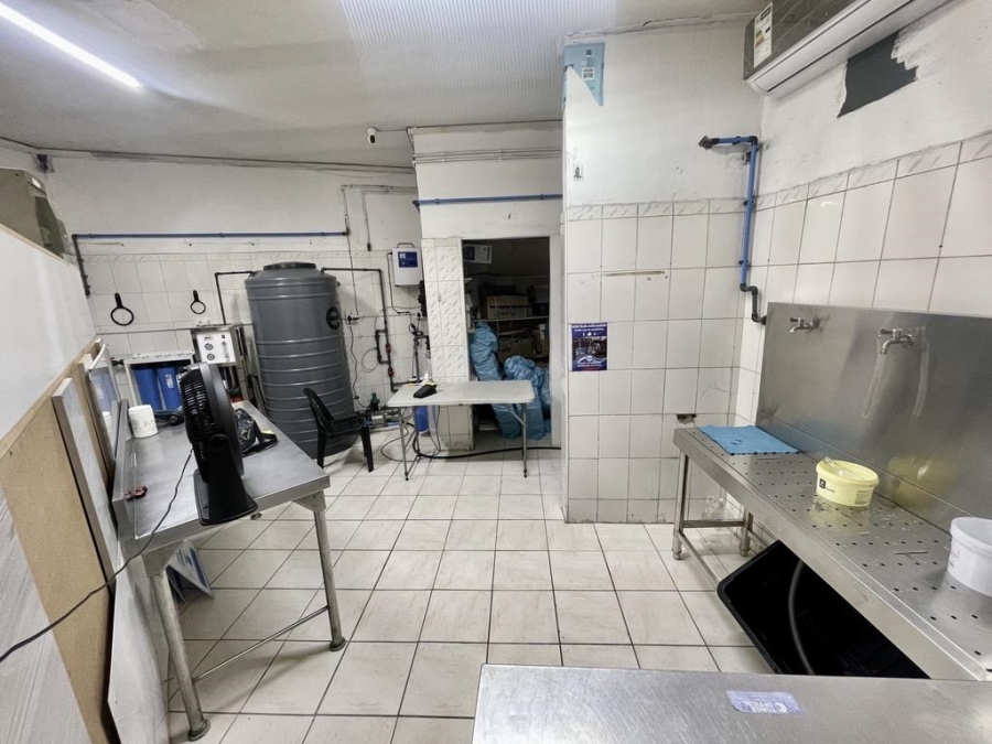 To Let Commercial Property for Rent in Red Hill KwaZulu-Natal