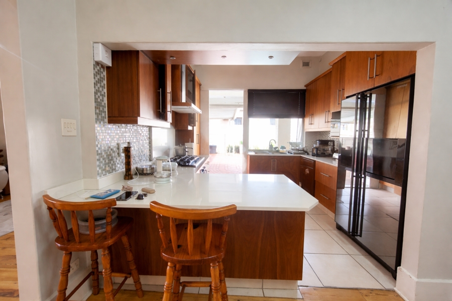 4 Bedroom Property for Sale in Windermere KwaZulu-Natal