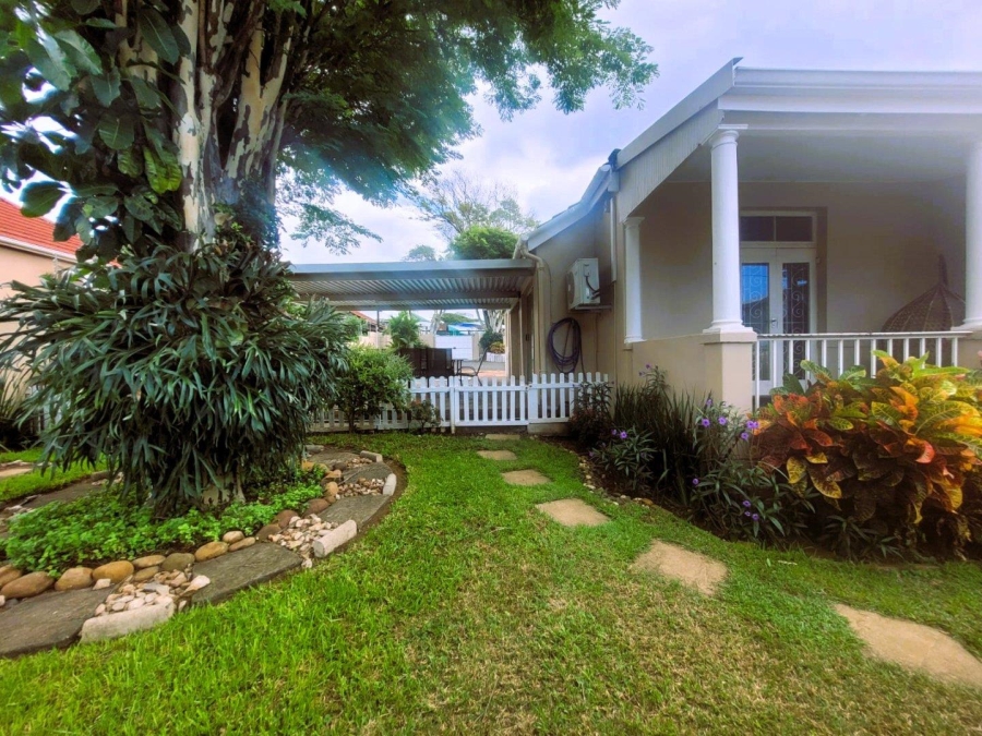 4 Bedroom Property for Sale in Windermere KwaZulu-Natal