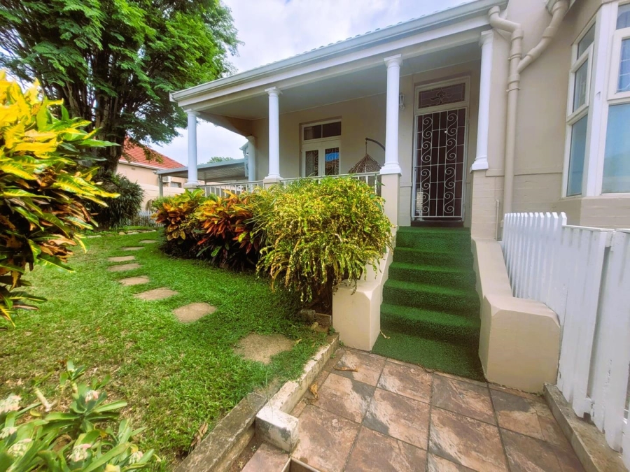 4 Bedroom Property for Sale in Windermere KwaZulu-Natal