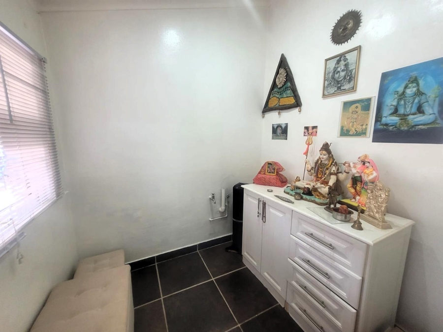 4 Bedroom Property for Sale in Windermere KwaZulu-Natal