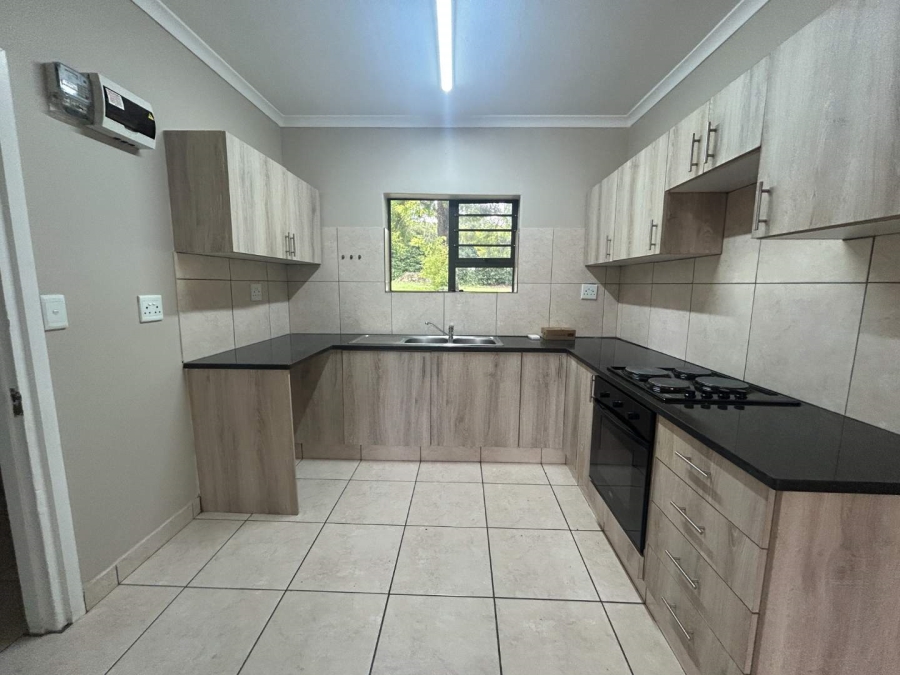 2 Bedroom Property for Sale in Waterfall KwaZulu-Natal