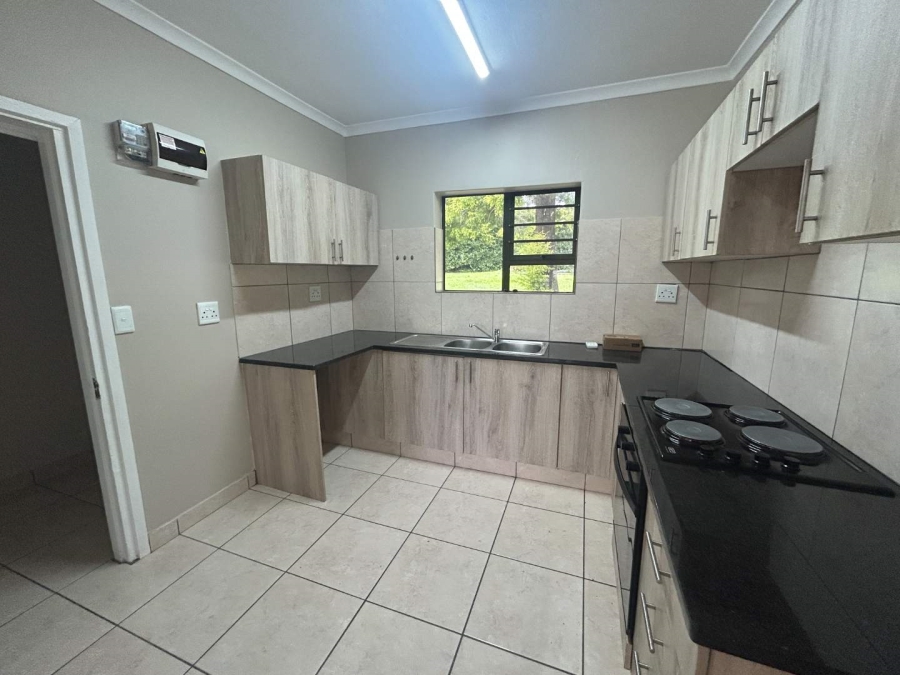 2 Bedroom Property for Sale in Waterfall KwaZulu-Natal