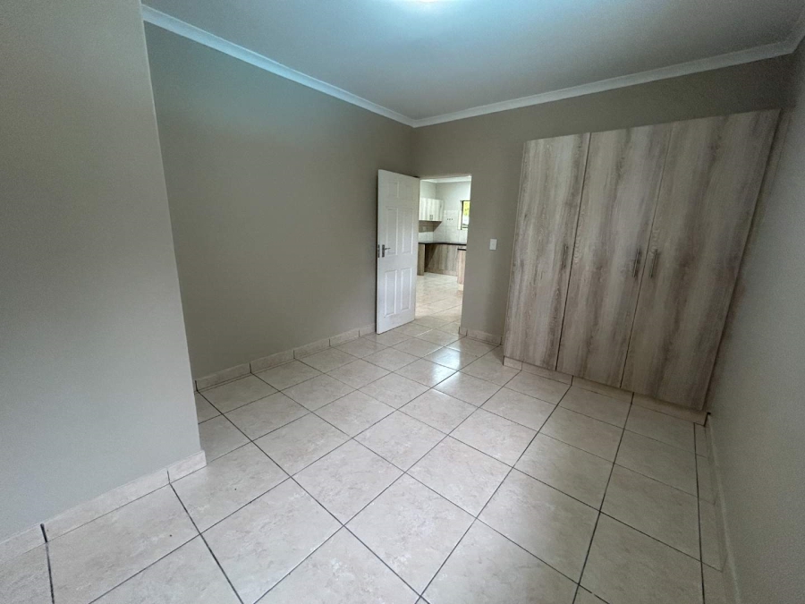 2 Bedroom Property for Sale in Waterfall KwaZulu-Natal