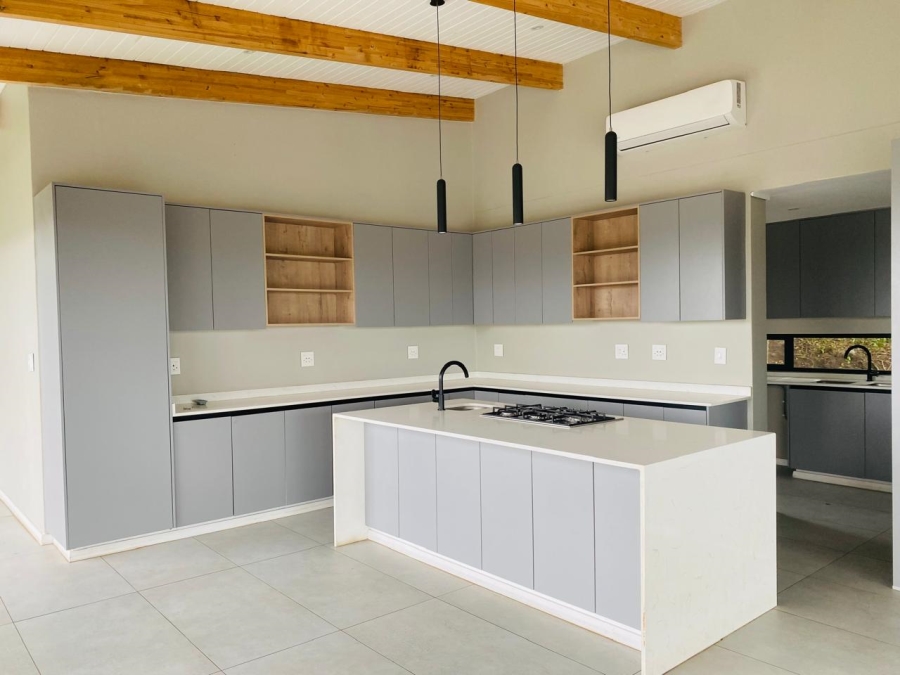 4 Bedroom Property for Sale in Palm Lakes Estate KwaZulu-Natal