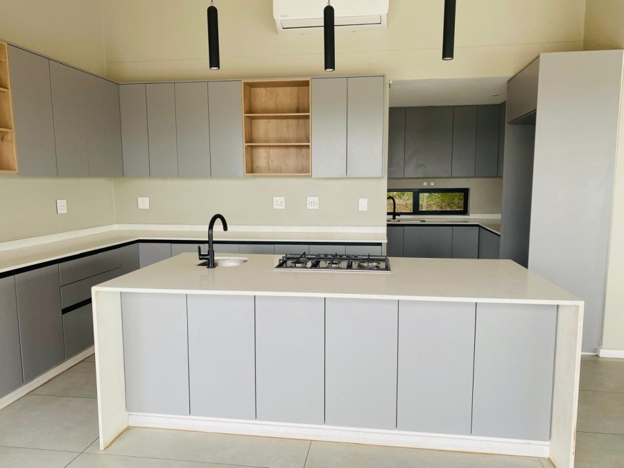 4 Bedroom Property for Sale in Palm Lakes Estate KwaZulu-Natal