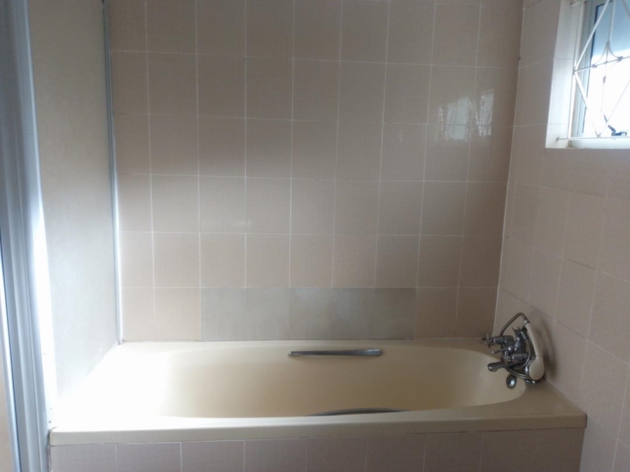 4 Bedroom Property for Sale in La Mercy KwaZulu-Natal