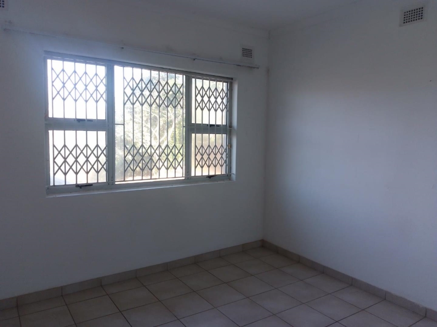 4 Bedroom Property for Sale in La Mercy KwaZulu-Natal