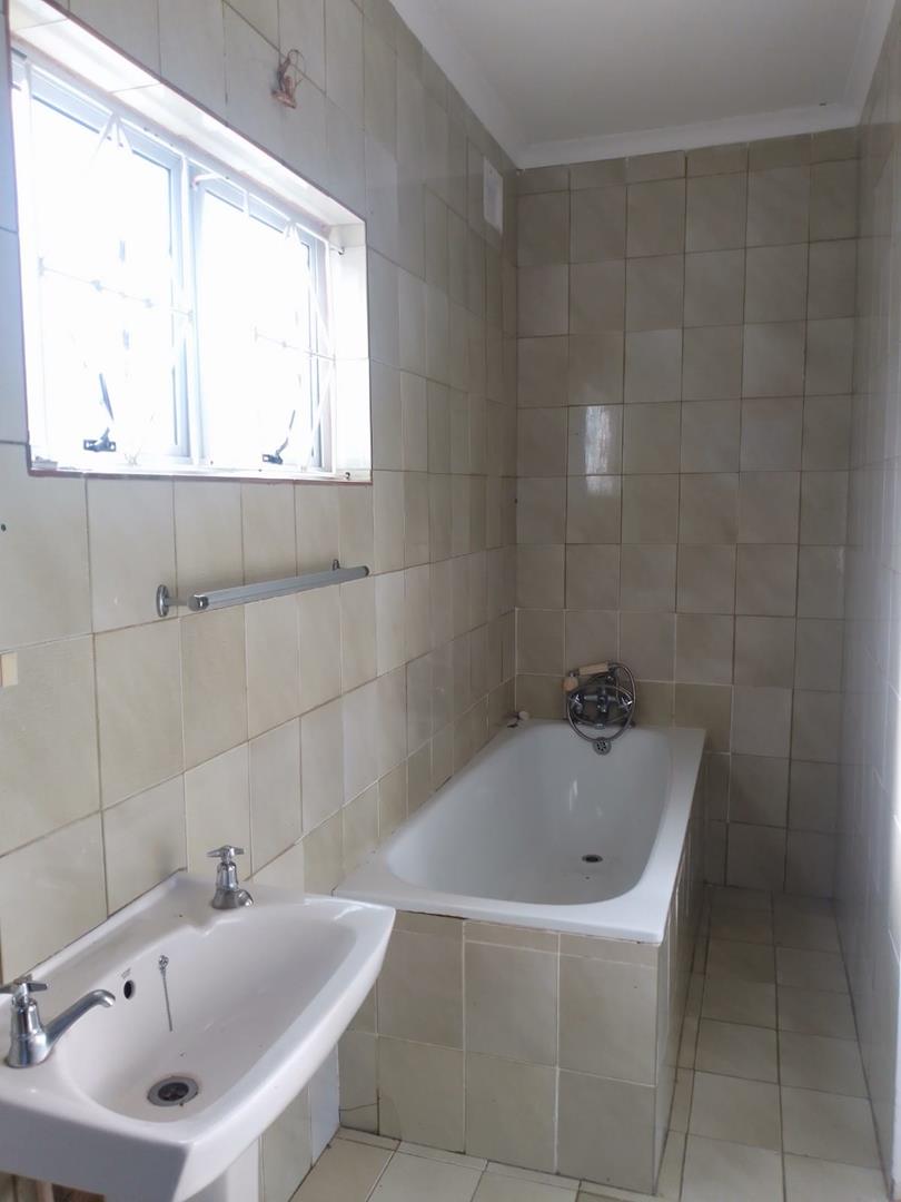 4 Bedroom Property for Sale in La Mercy KwaZulu-Natal