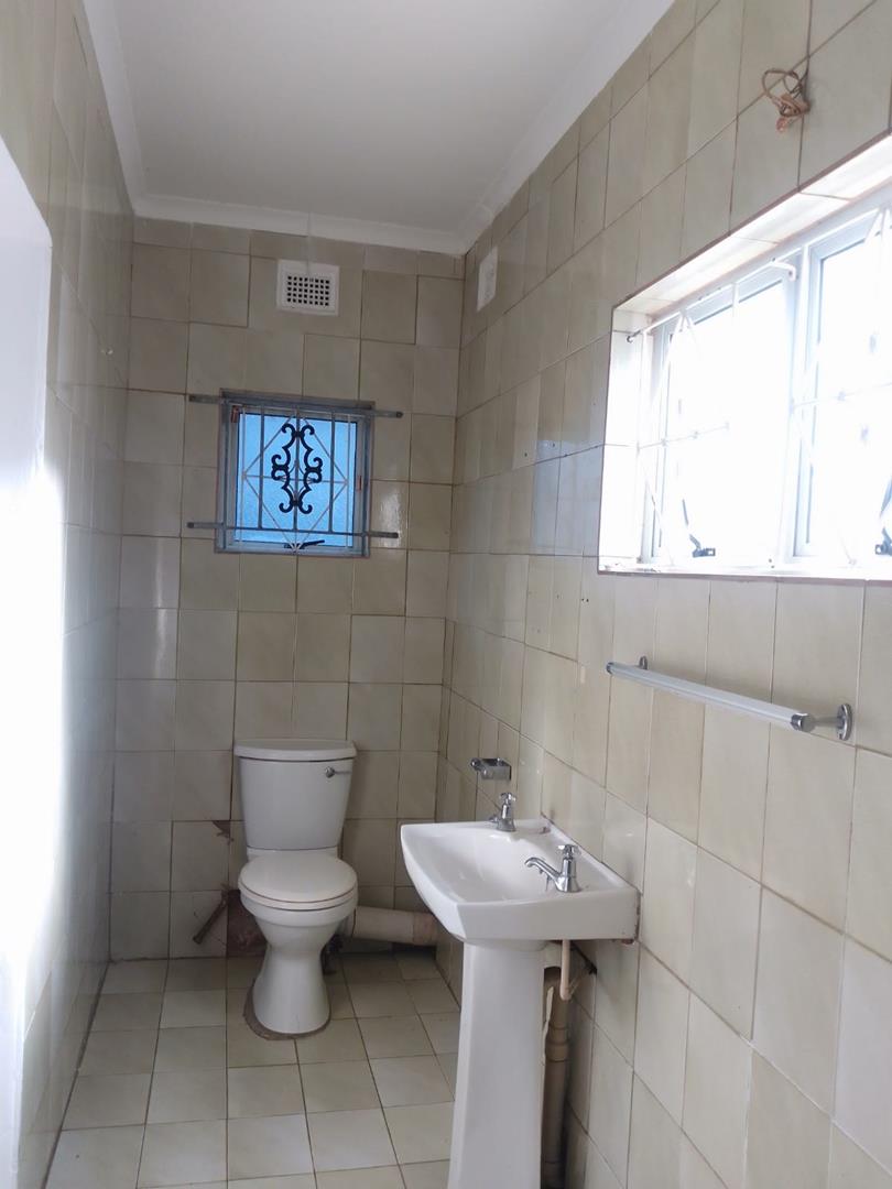 4 Bedroom Property for Sale in La Mercy KwaZulu-Natal