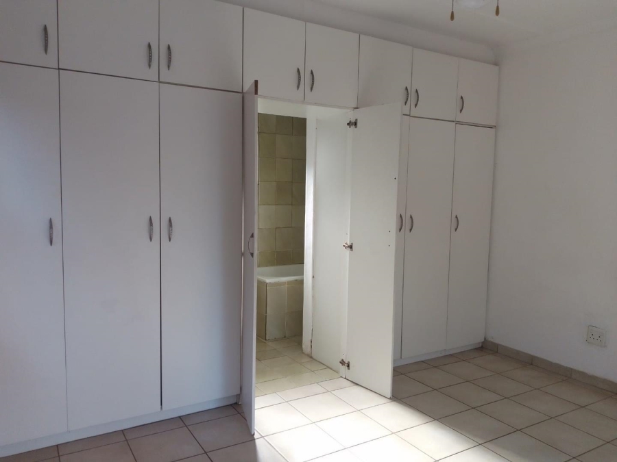 4 Bedroom Property for Sale in La Mercy KwaZulu-Natal