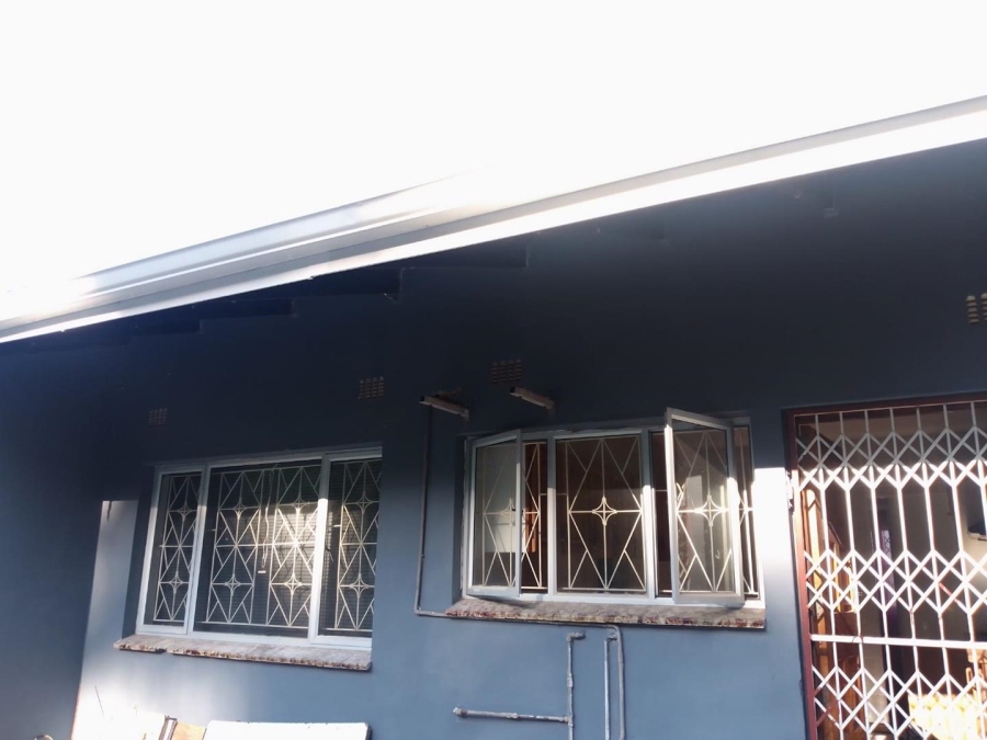 4 Bedroom Property for Sale in La Mercy KwaZulu-Natal