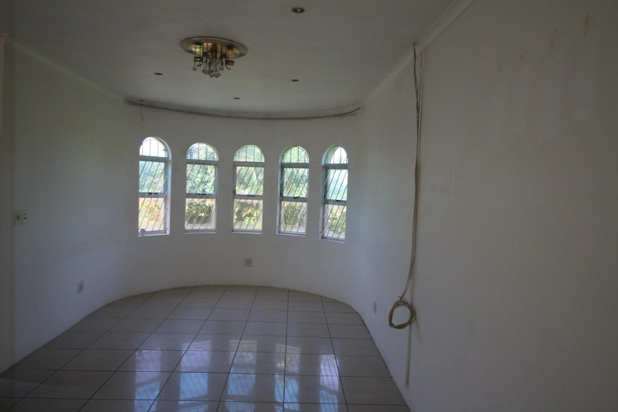 4 Bedroom Property for Sale in La Mercy KwaZulu-Natal