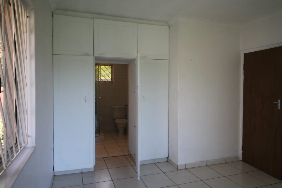 4 Bedroom Property for Sale in La Mercy KwaZulu-Natal