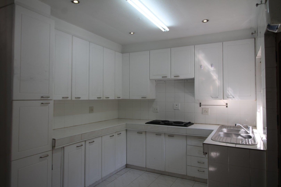 4 Bedroom Property for Sale in La Mercy KwaZulu-Natal