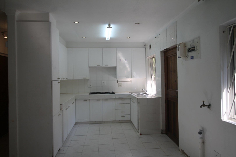 To Let 4 Bedroom Property for Rent in La Mercy KwaZulu-Natal