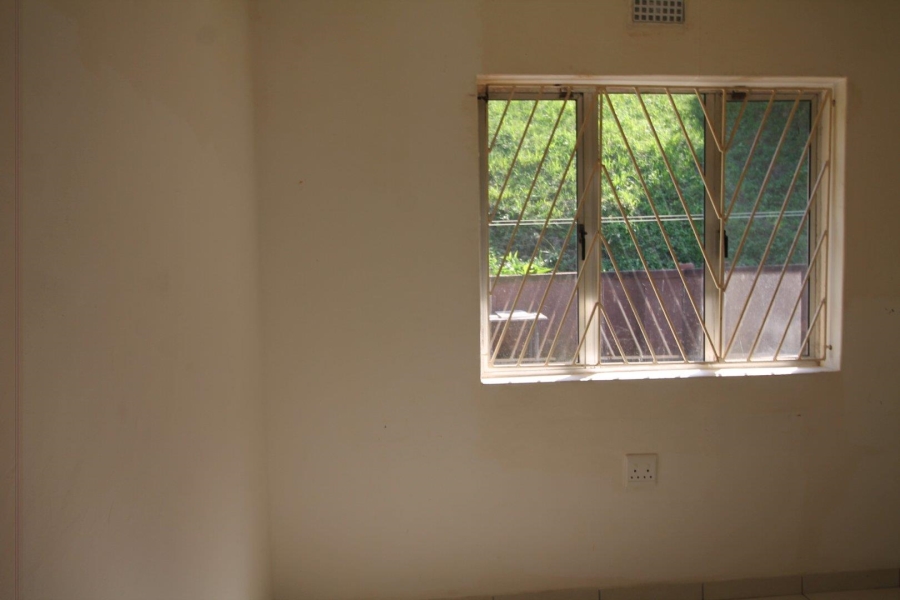 To Let 4 Bedroom Property for Rent in La Mercy KwaZulu-Natal