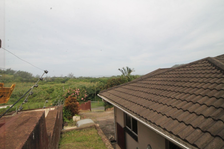 To Let 4 Bedroom Property for Rent in La Mercy KwaZulu-Natal