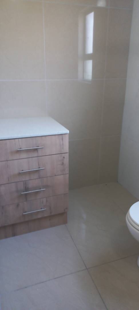 To Let 3 Bedroom Property for Rent in Mount Moreland KwaZulu-Natal