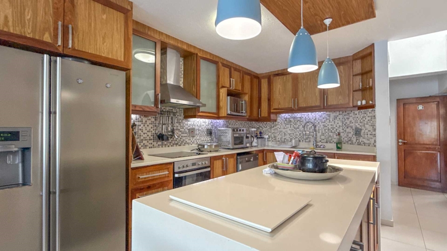 4 Bedroom Property for Sale in Meer En See KwaZulu-Natal