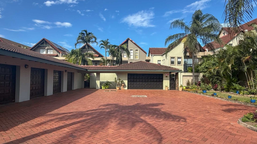 4 Bedroom Property for Sale in Meer En See KwaZulu-Natal