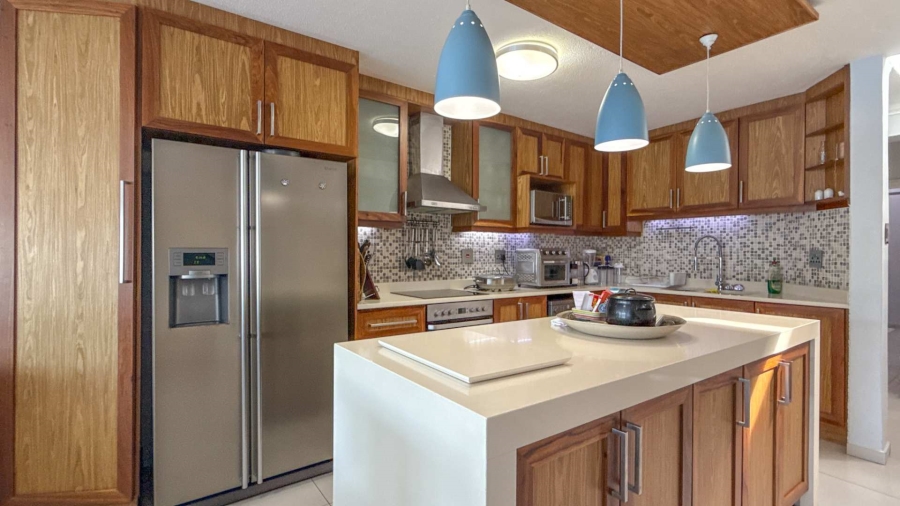 4 Bedroom Property for Sale in Meer En See KwaZulu-Natal