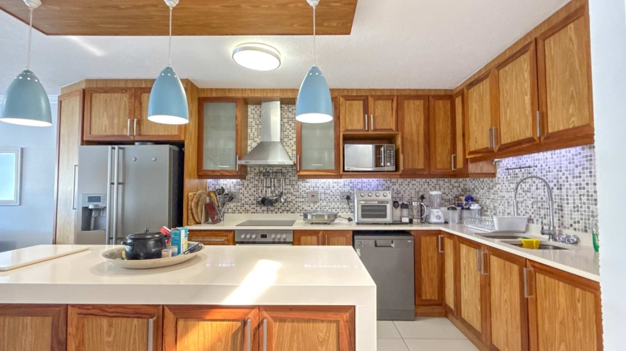 4 Bedroom Property for Sale in Meer En See KwaZulu-Natal